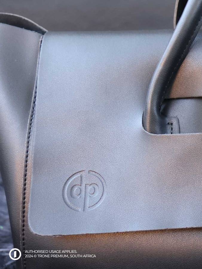 Debbie Patricks' Casual Tote Bag - Black