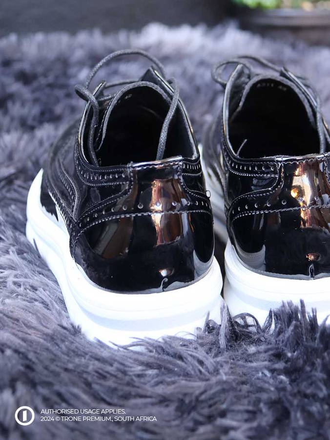 Trone Carrington Loafers - Gloss Black + White