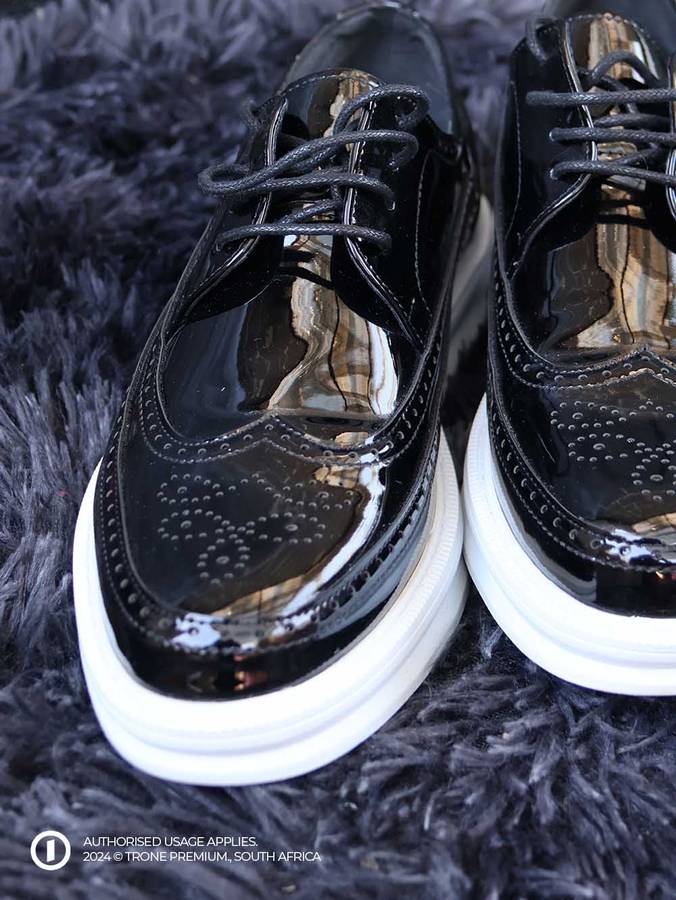 Trone Carrington Loafers - Gloss Black + White