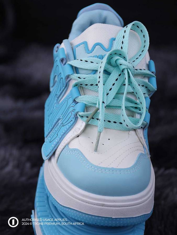 Trone x DMQ Sneakers - Baby Blue