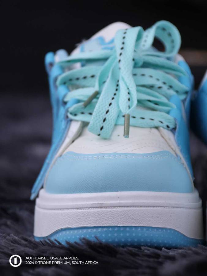 Trone x DMQ Sneakers - Baby Blue