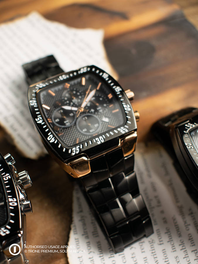 Premium WWOOR Alpha Watch - Black + Gold