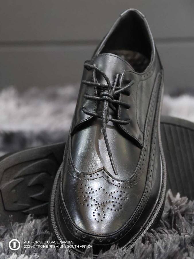 Trone Carrington Loafers - Matte Black