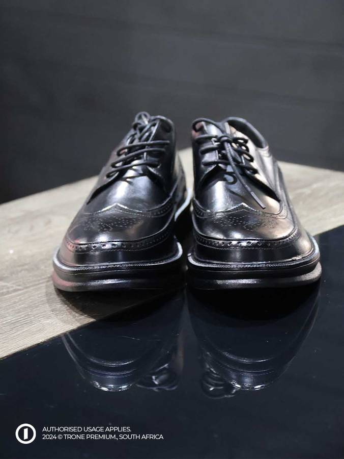 Trone Carrington Loafers - Matte Black