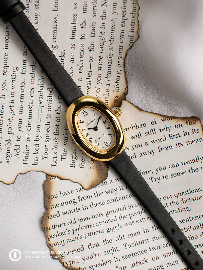 Vintage Oval Watch - Black