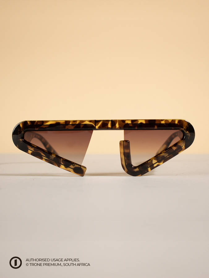 Trone Eluvie Shades