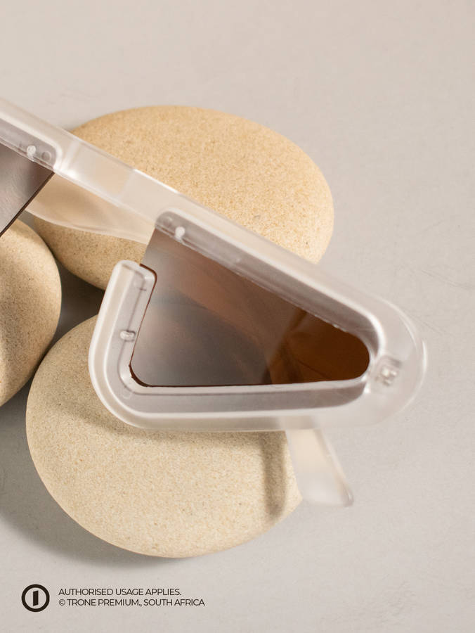 Trone Eluvie Shades