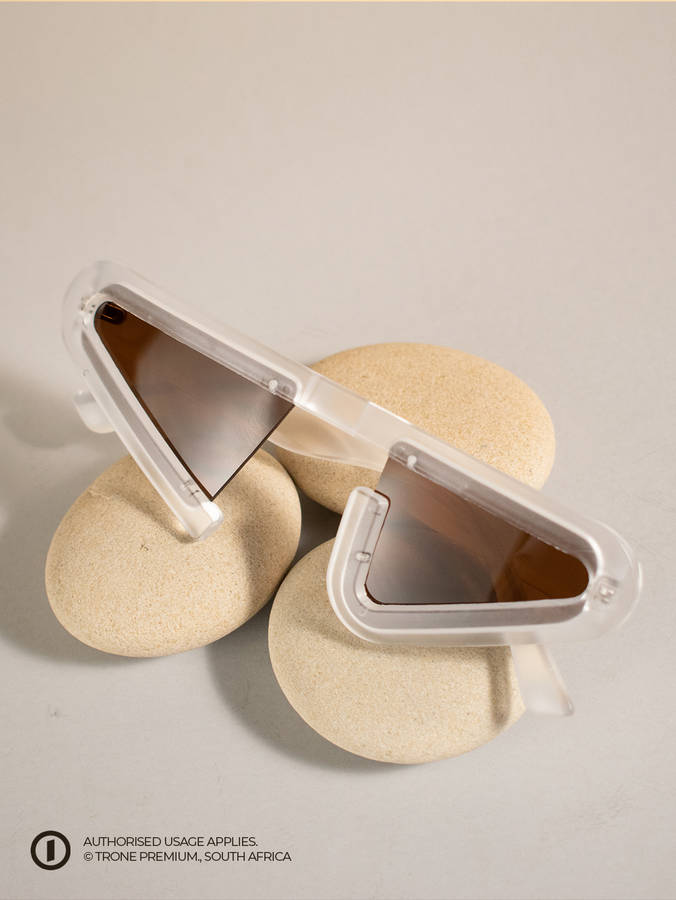 Trone Eluvie Shades