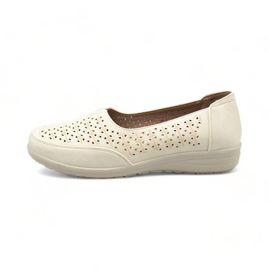 TTP Women Flatform Round Toe Loafer with Cut Out Decor XB5050