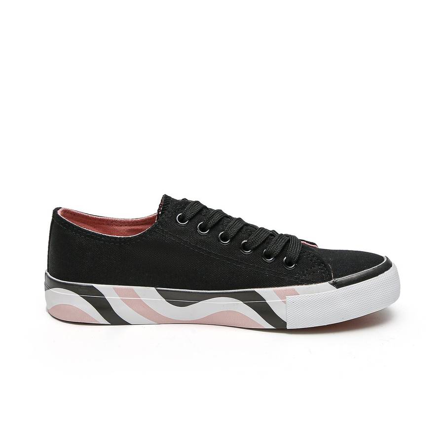 Fashion Low Top Canvas Sneaker XB3815