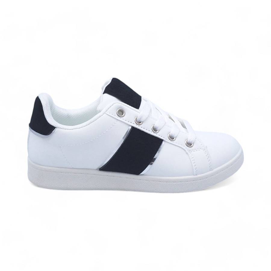 Women PU Fashion Sneakers with Square Decor XB31002