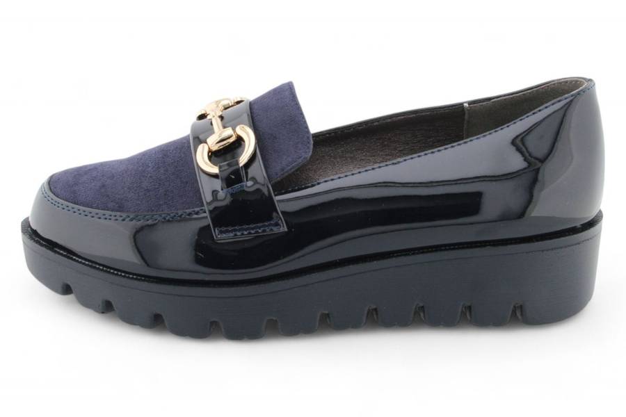 TTP Women Platform Round Toe Loafers with Link Decor HT2422-5