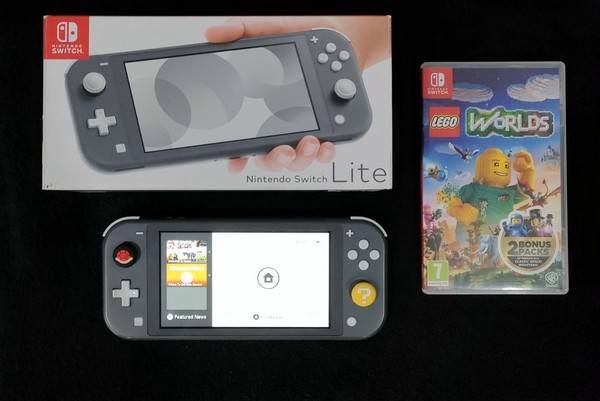 Switch Lite Console Playd