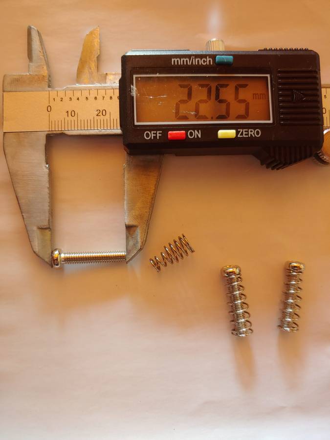 Telecaster Bridge Pickup Screws and Springs - Set of 3