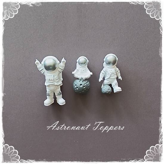 Astronaut Cake Topper