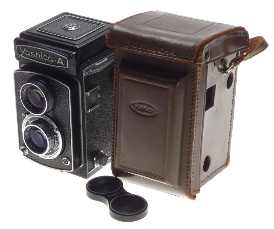 Yashica A med. Format TLR camera YASHIMAR 3.5/50mm case cap kit mint - Yashica