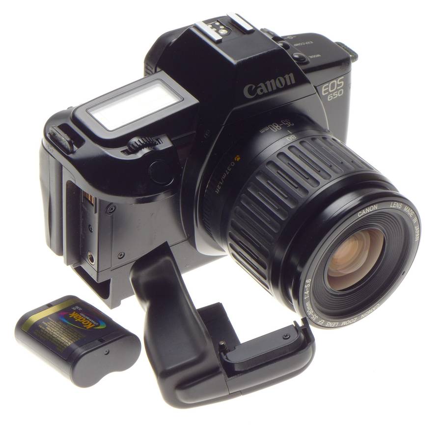 Canon EOS 650 film 35mm vintage camera body Zoom EF 35-80mm lens - Canon
