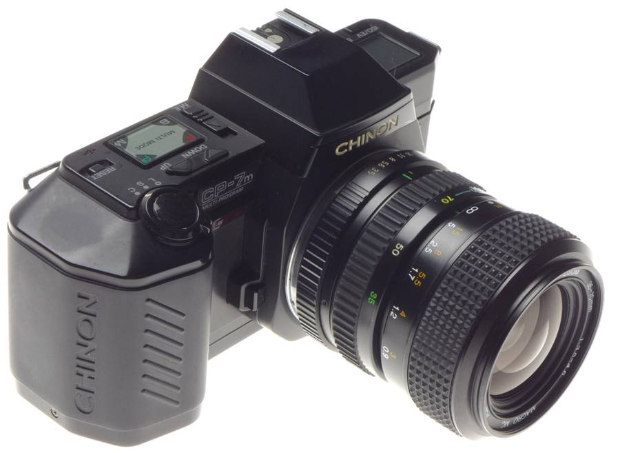 Chinon CP-7M SLR film camera Auto Zoom 35-70mm DX Multi Program - Other Cameras