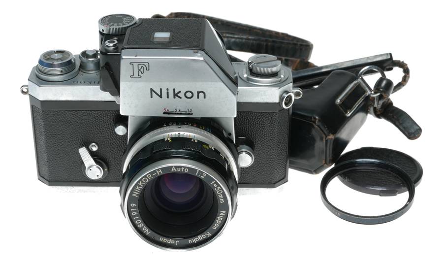 Nikon F Photomic 35mm Film SLR Camera Nikkor H Auto 1:2/50 Sold as is