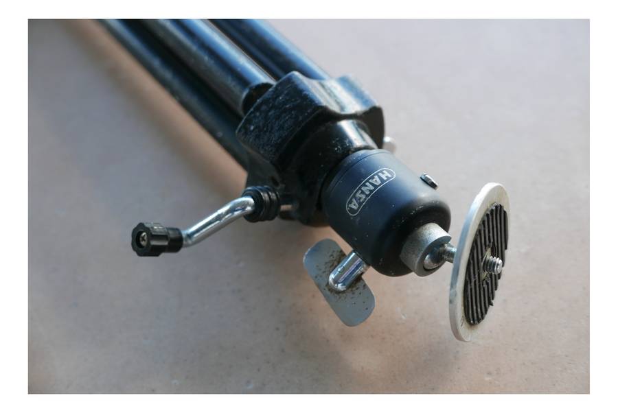 Compact vintage tripod adjutable centre column Hansa swivel head