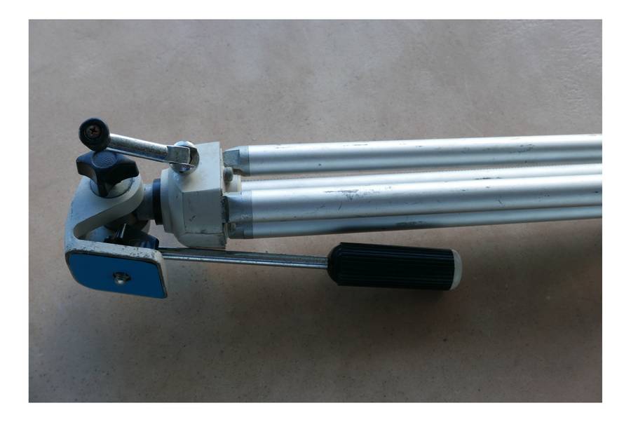 Vivitar Compact vintage portable film camera tripod pan handle tilt head