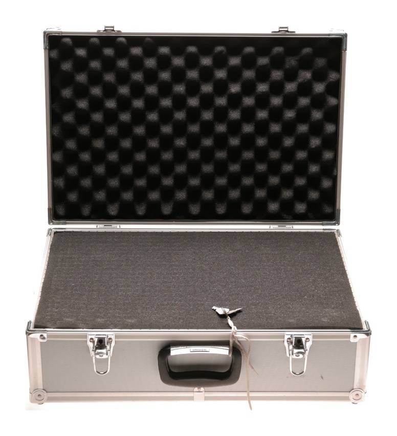 Aluminium standard size camera flight case