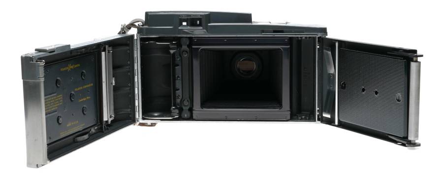 Polaroid Model 150 Land Instant Rollfilm Folding Bellows Camera