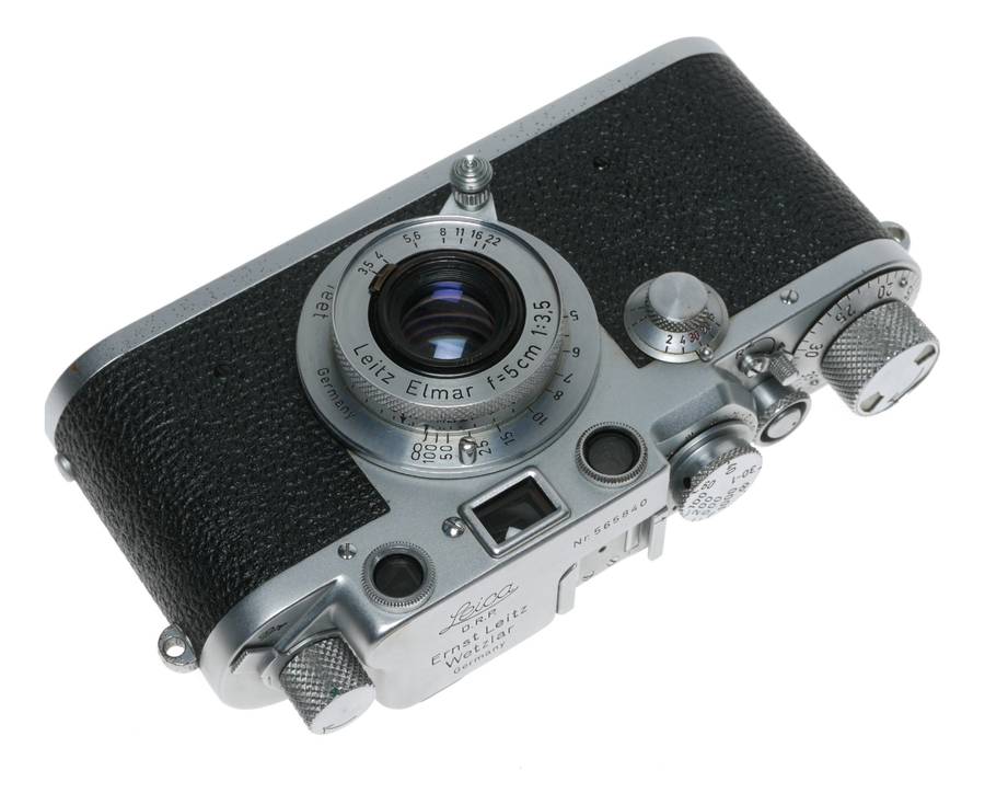 Leica IIIf red dial camera with Elmar 3.5/50mm lens great condition