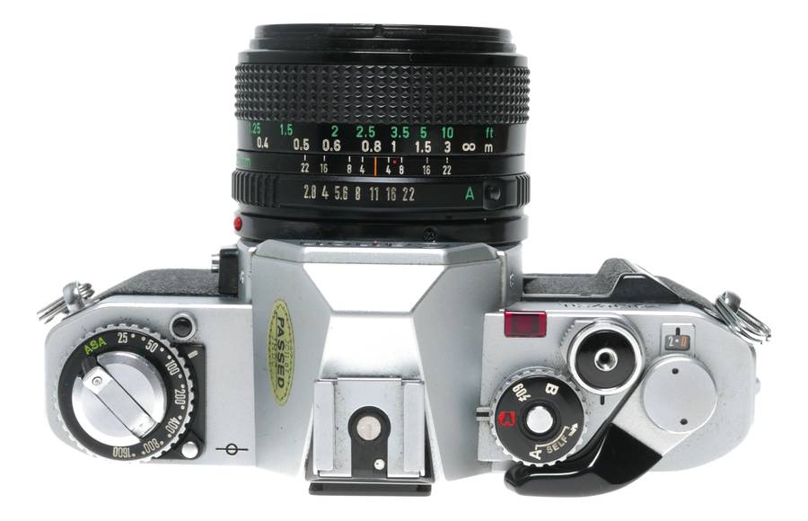 Canon AV-1 35mm Film SLR Camera FD 1:2.8 28mm Wide Angle