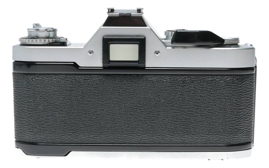 Canon AV-1 35mm Film SLR Camera FD 1:2.8 28mm Wide Angle