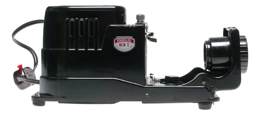 Romanslide New Z Vintage Bakelite 35mm Film Slide Projector Kanor 3.2/80