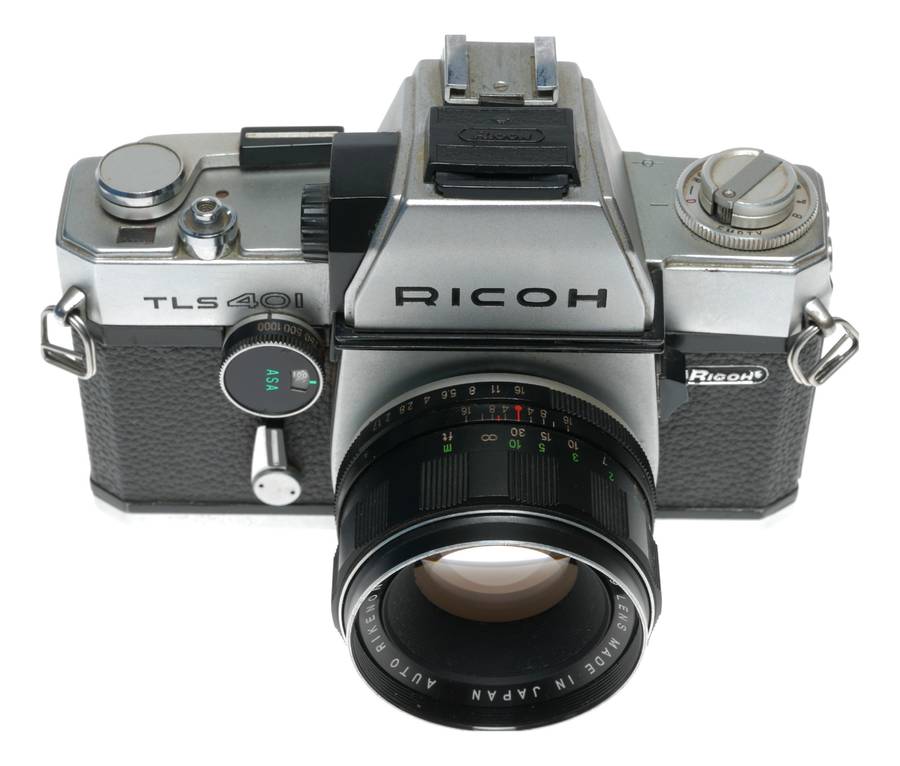 Ricoh TLS 401 35mm Film SLR Camera Auto Rikenon 1.7/50