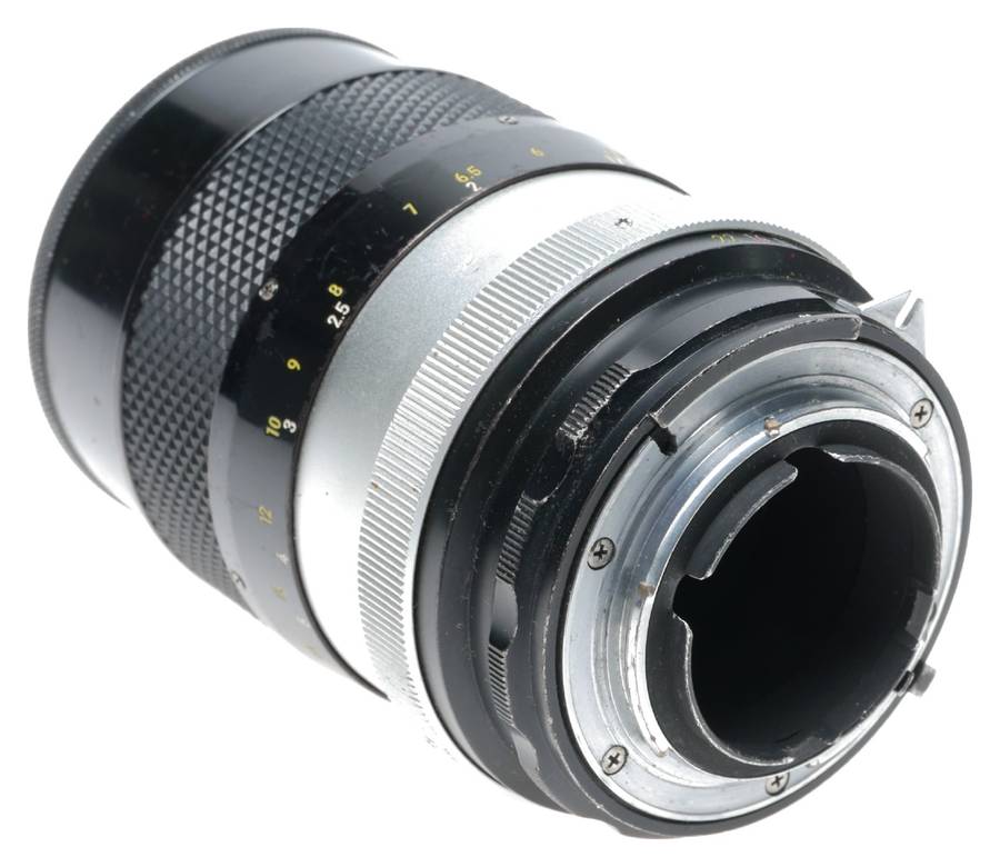 Nikon Nikkor-Q.C Auto 1:2.8 f=135mm Telephoto Lens 415483
