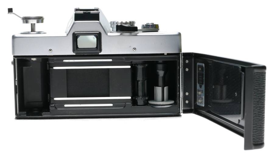 Minolta SRT 100X 35mm Film SLR Camera MD 1:2./50 Lens