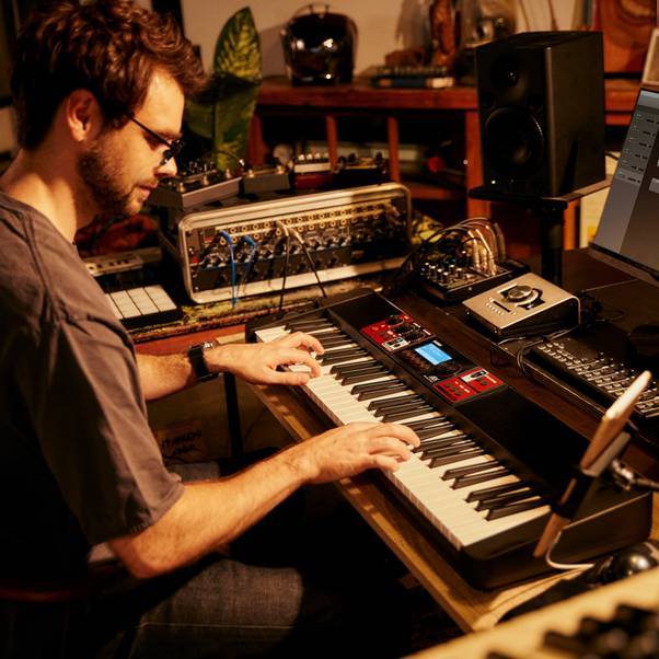 Casiotone Keyboard | CT-S1000V