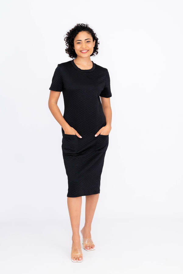 Short Sleeve Textured Black Dress With Pockets