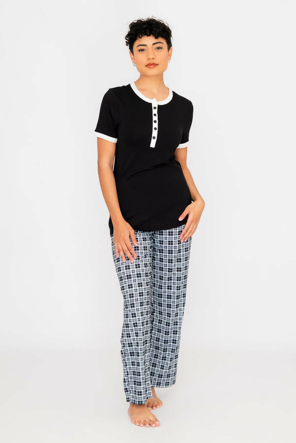 Ladies Short Sleeve Pyjama Set With Pockets