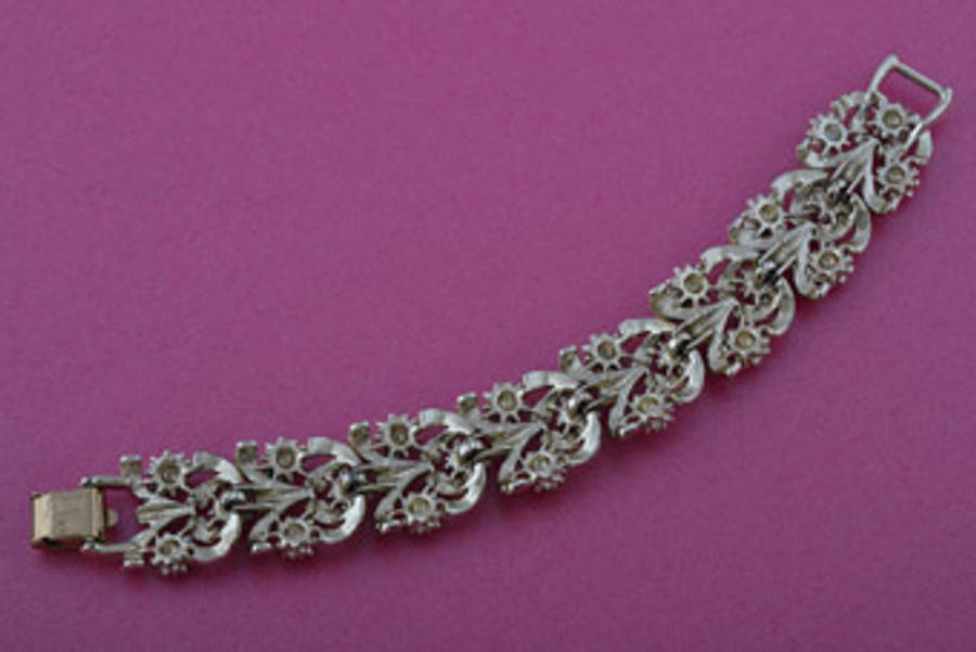1950's Coro Bracelet |  |