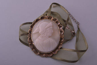 Victorian Brooch/Pendant  |  |