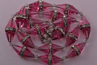 Crystal 1930's Necklace |  |