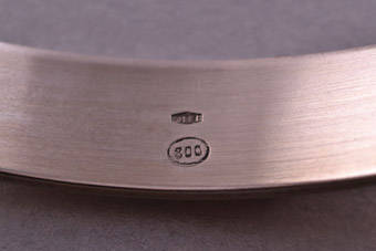 Silver Retro Bangle |  |