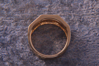 Modern Bold Ring |  |