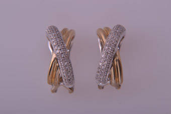9ct Gold Stud Earrings |  |