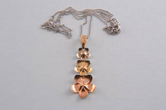 9ct Gold Modern Pendant