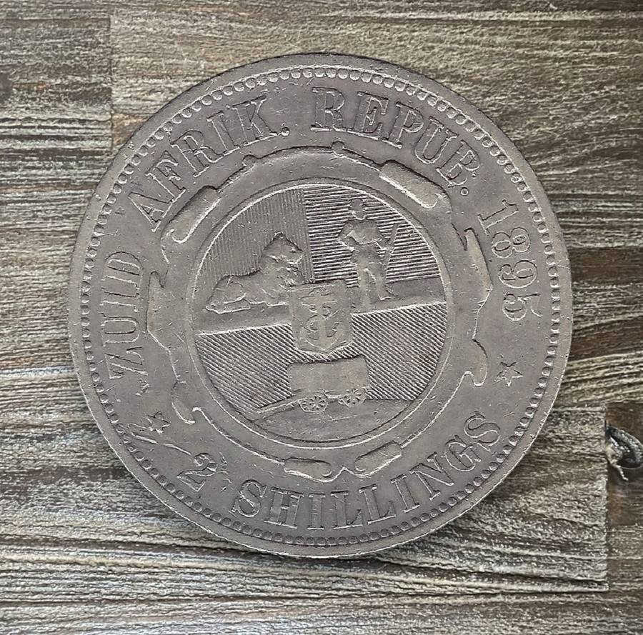 1895 *** ZAR 2 Shilling *** Decent enough