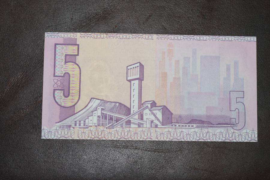 Stals First and only issue *** R5 *** Please grade from photos