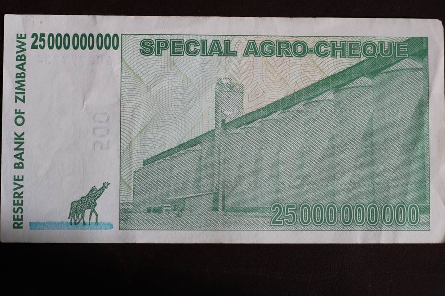 Zimbabwe Special Agro Cheque *** $25 billion *** Notes are going up in price