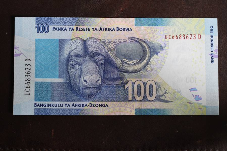 L Kganyago - L Kganyago *** R100 *** Selling all notes was listed for ...