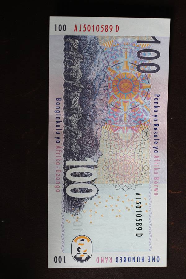 Gill Marcus *** R100 *** Can consider offers