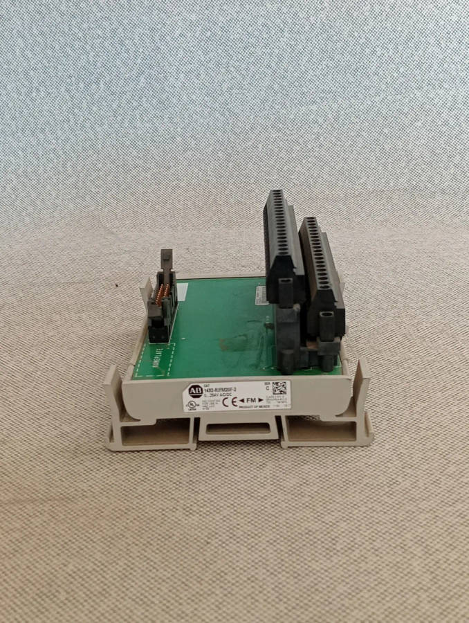 Terminal Base 1492-RIFM20F-2 - USED